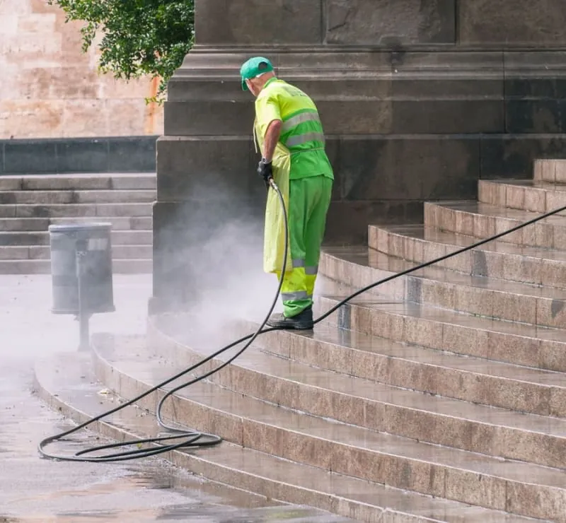 Pressure cleaning an exterior wall before painting in Melbourne